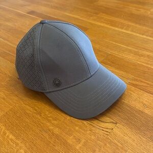 Gaiam hat